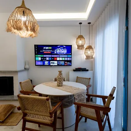 ελίτ Seafront Luxury *