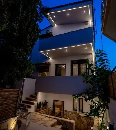 ελίτ Seafront Luxury Villa *
