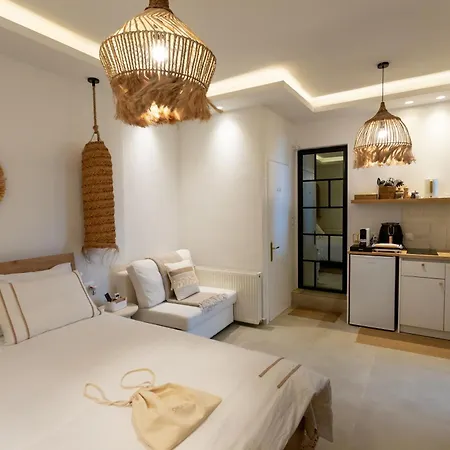 ελίτ Seafront Luxury * Diakopto